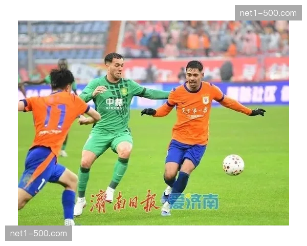 大连英博客场力克山东泰山 豪取两连胜展现反击效率